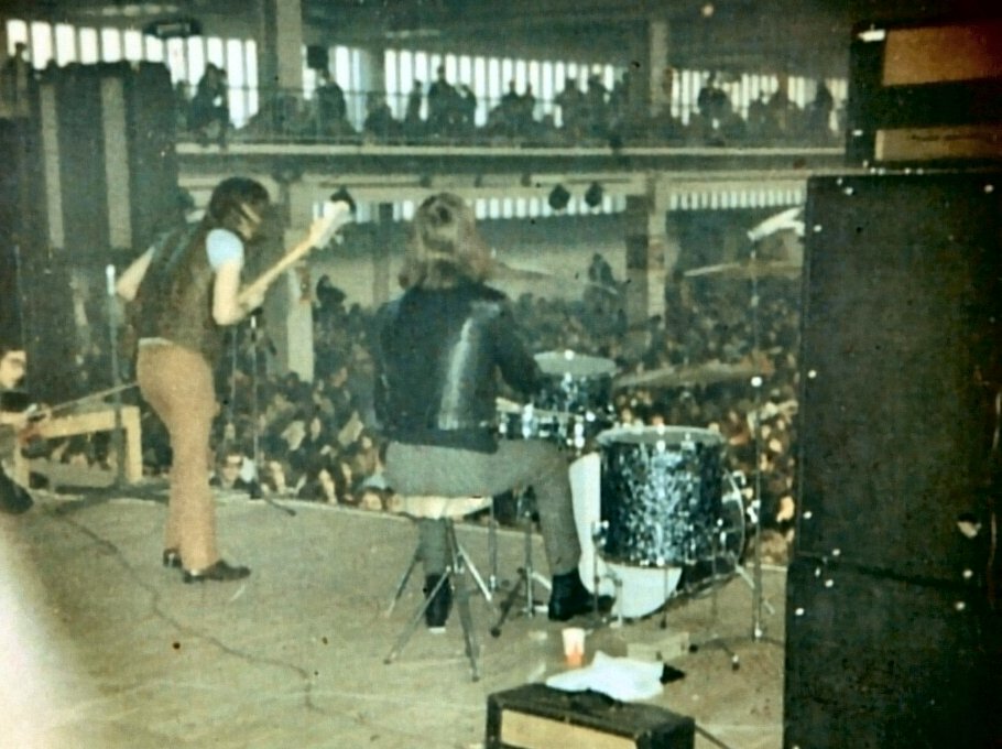 Stuart 'Mac' McDonald - Bass Player